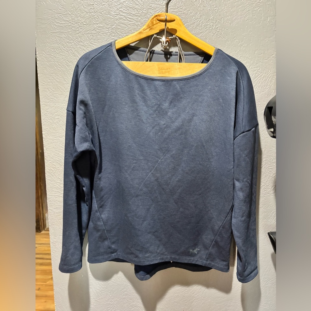 Arc’teryx Nyara Boatneck Pullover sweater Womens size small dark navy blue